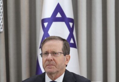 Thousands protest Israeli President Herzog’s visit to Australia
